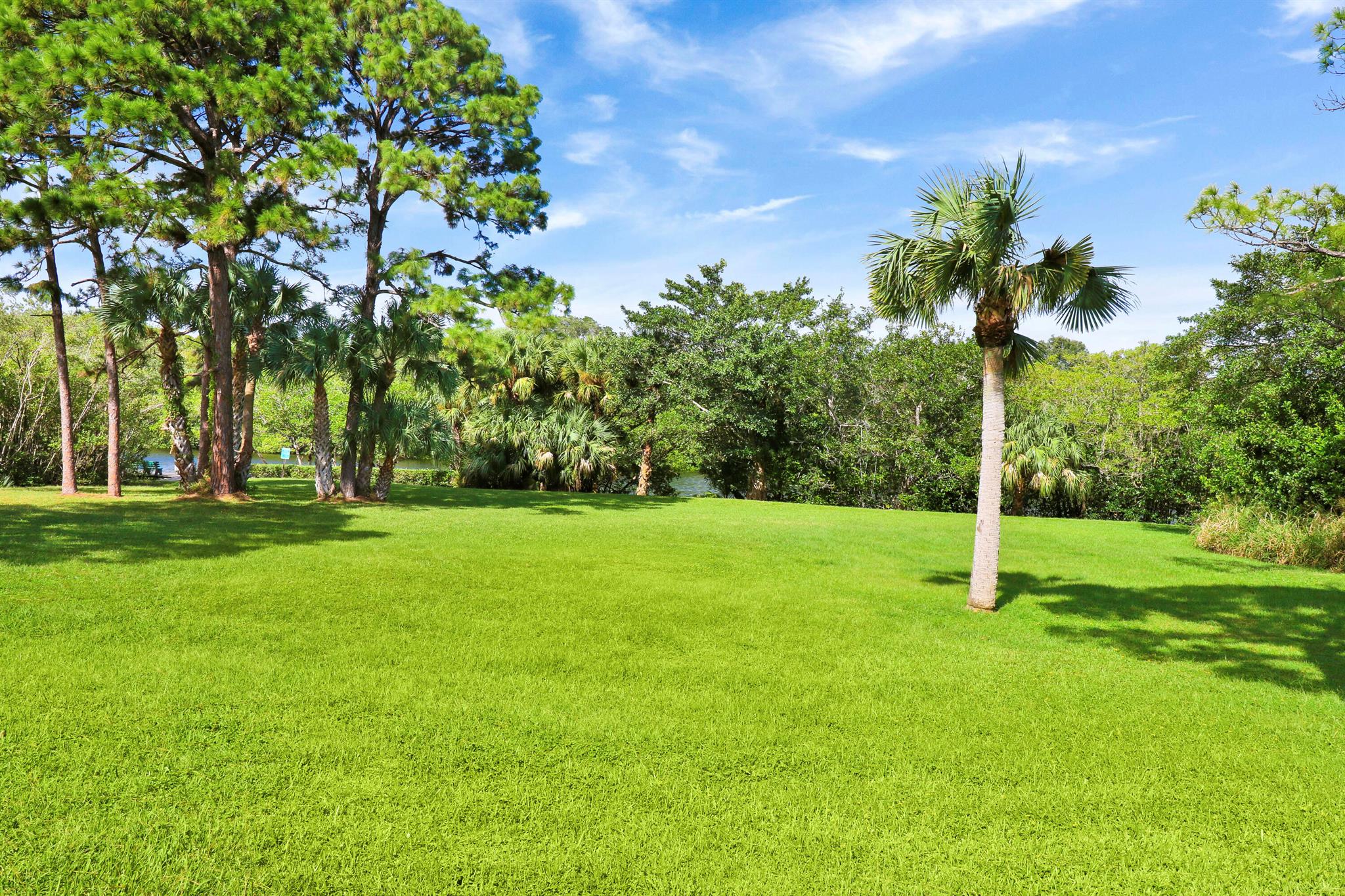 6151 Riverwalk Lane Unit: 6