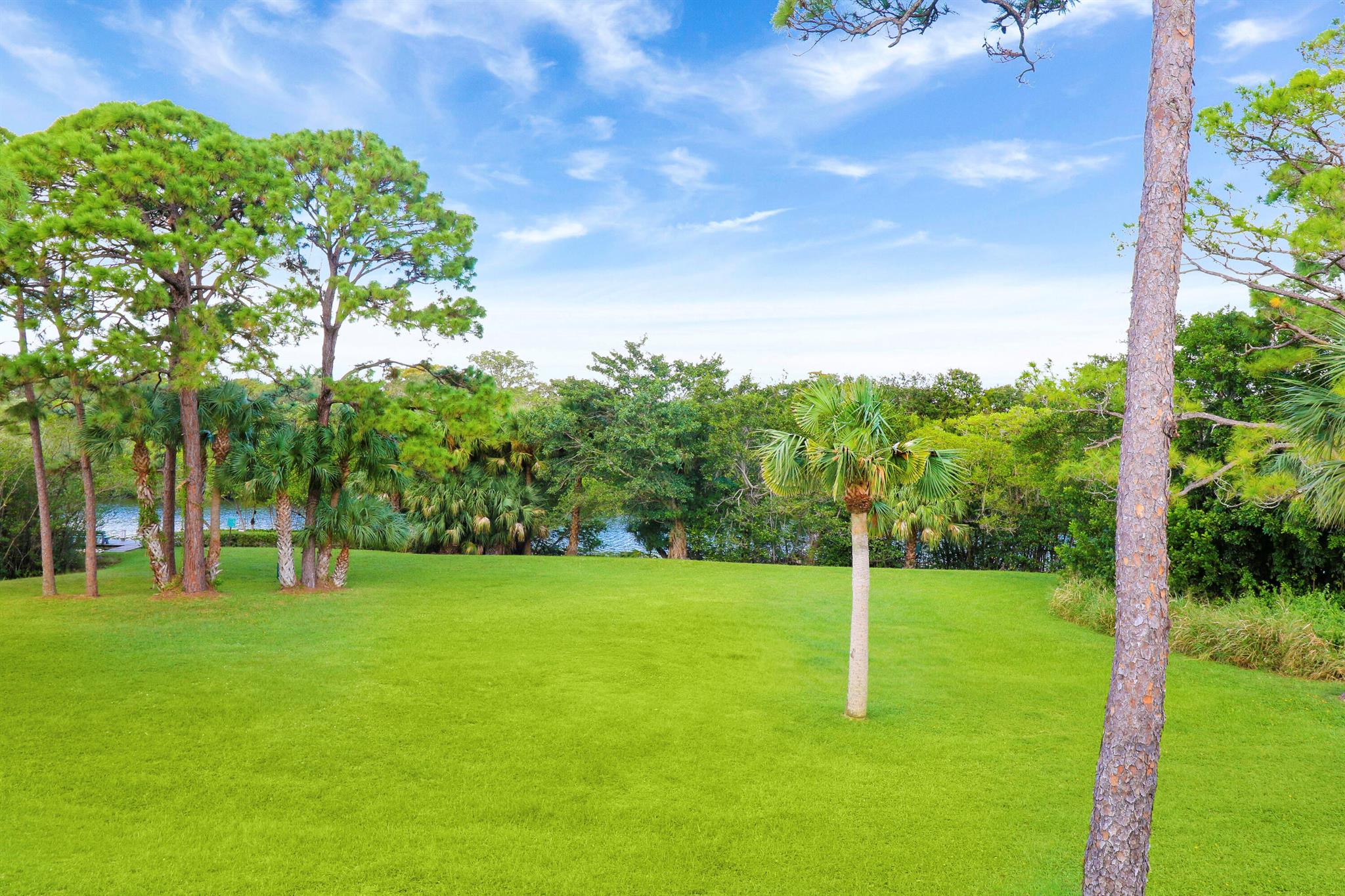 6151 Riverwalk Lane Unit: 6