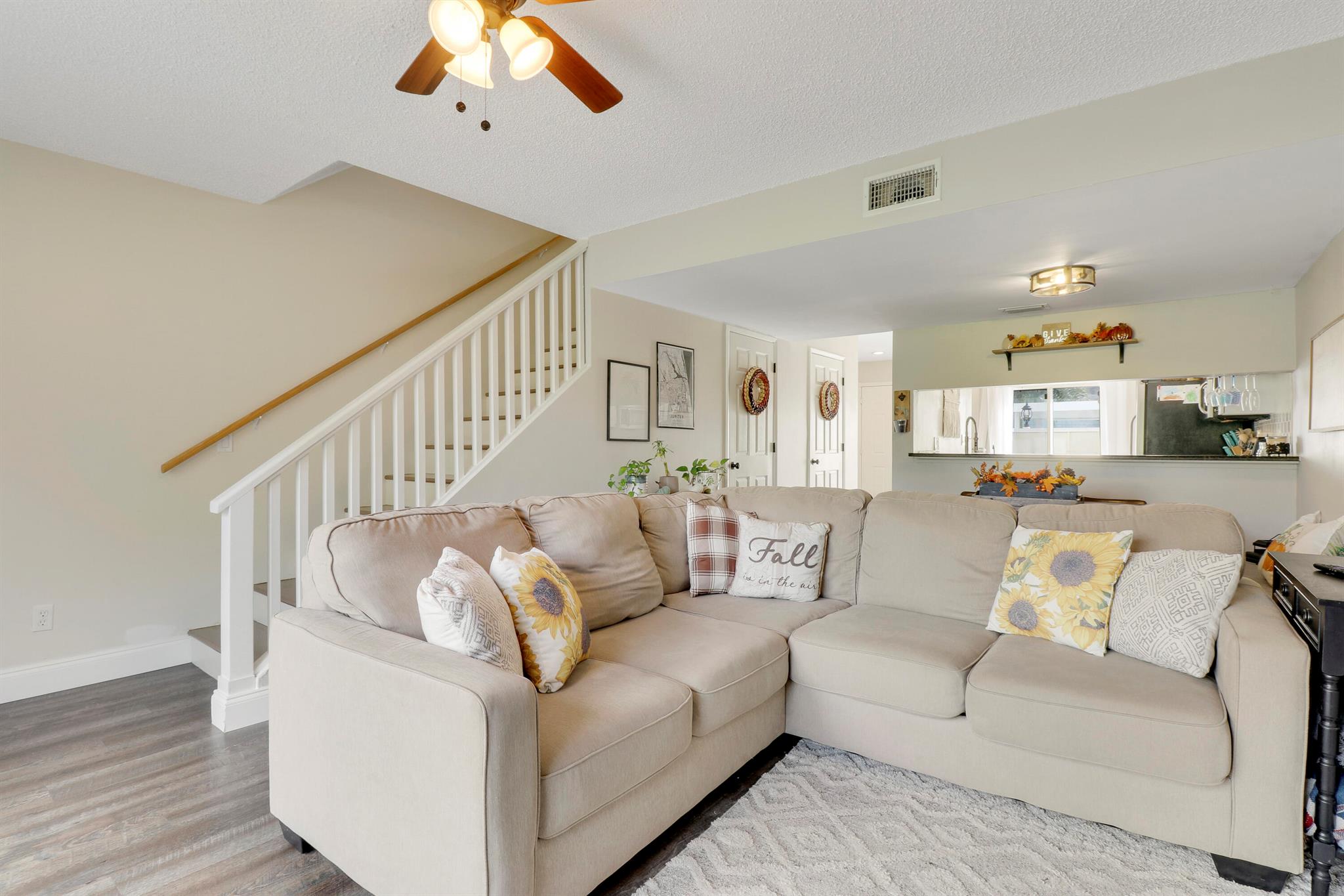 6151 Riverwalk Lane Unit: 6
