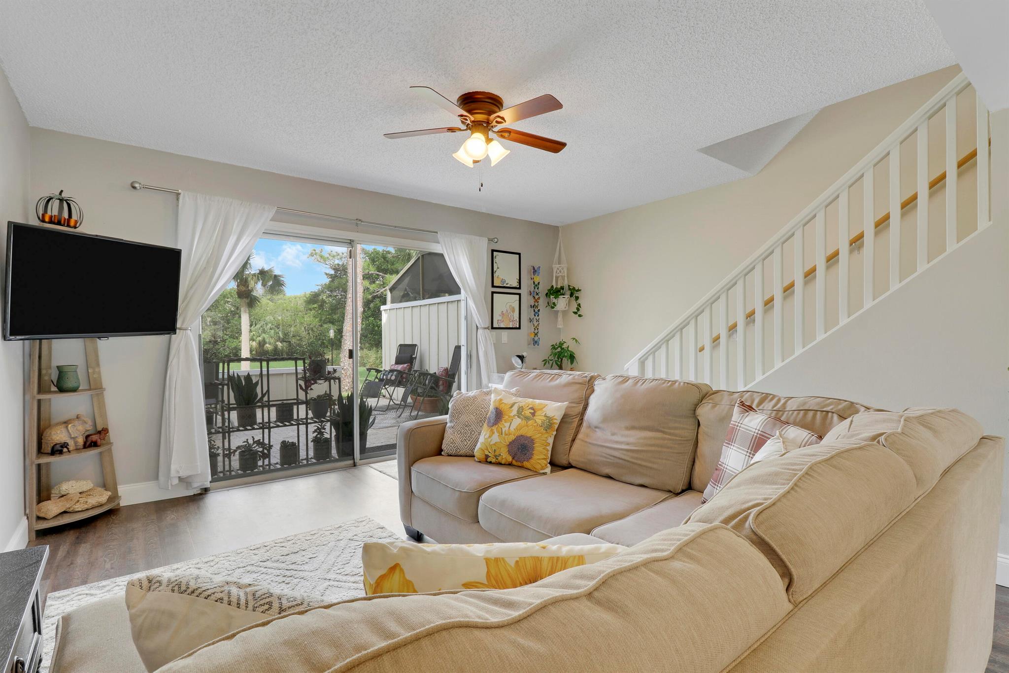 6151 Riverwalk Lane Unit: 6