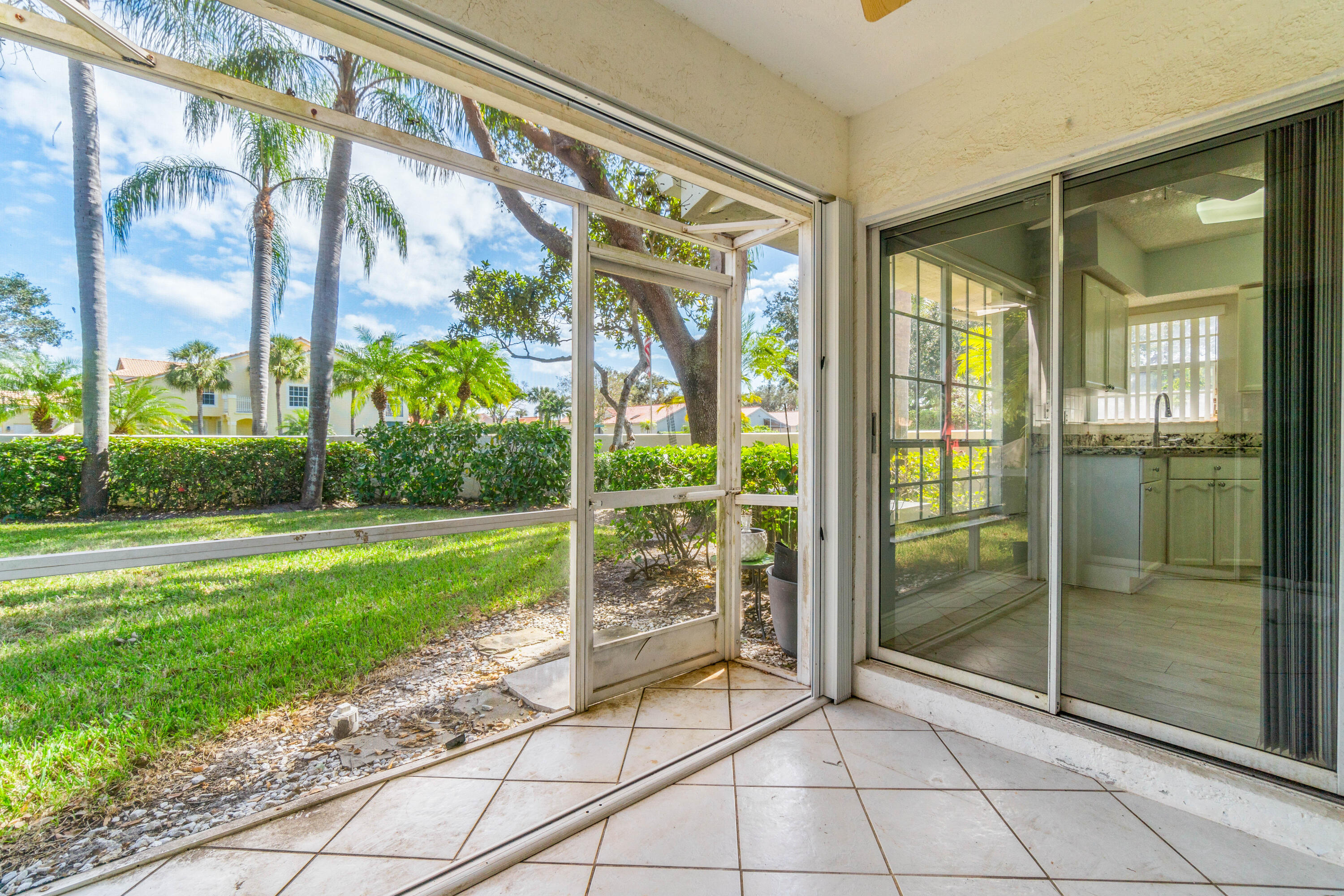 17286 Boca Club Boulevard 2108, Boca Raton Unit: 2108