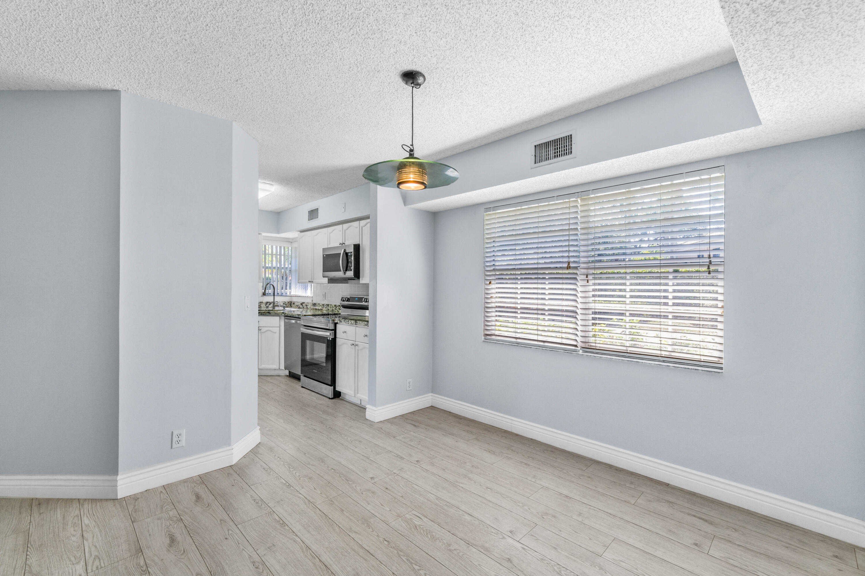 17286 Boca Club Boulevard 2108, Boca Raton Unit: 2108