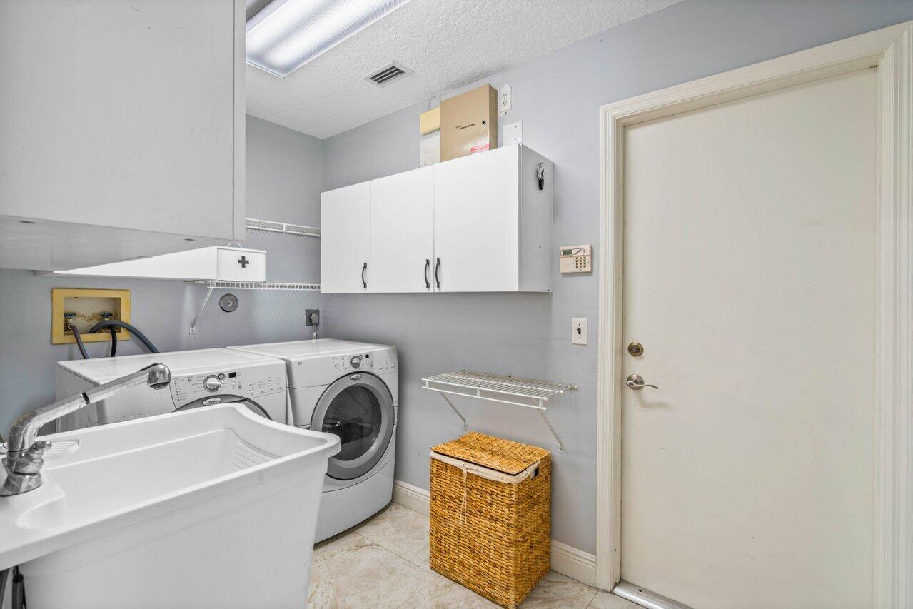 10374 Canoe Brook Circle Unit: 2120