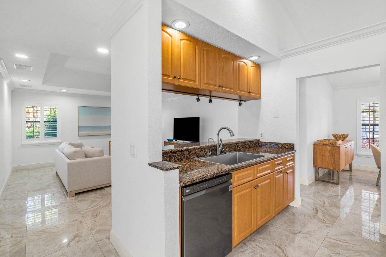 10374 Canoe Brook Circle Unit: 2120