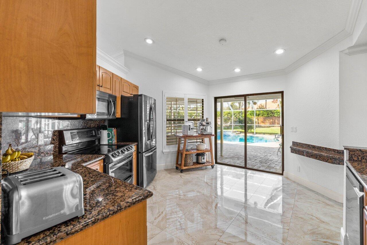 10374 Canoe Brook Circle Unit: 2120