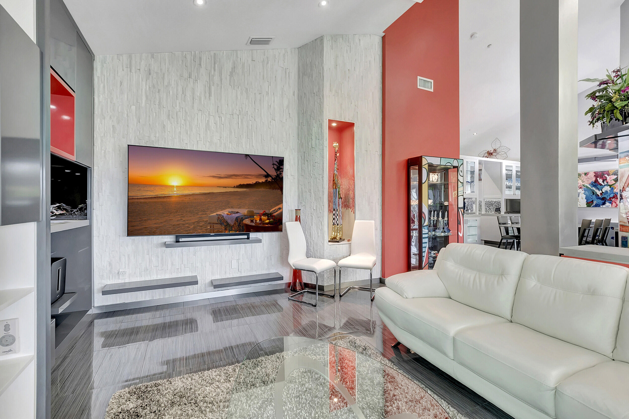 2461 NW 59th Street Unit: 703