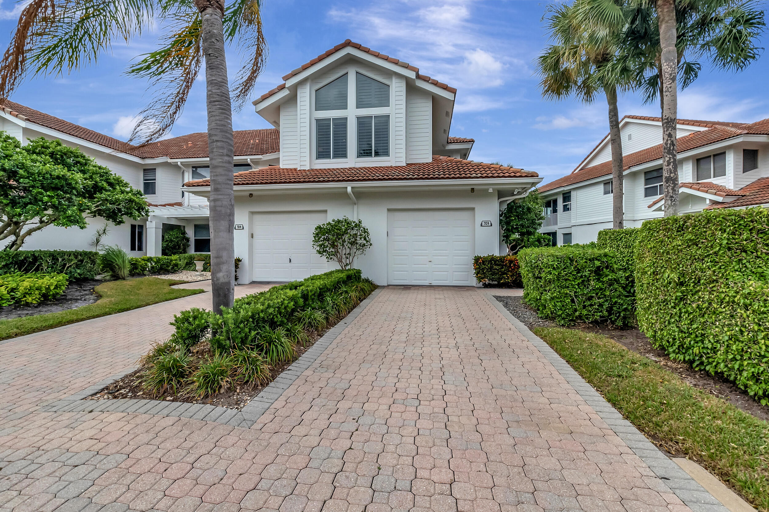 2461 NW 59th Street Unit: 703