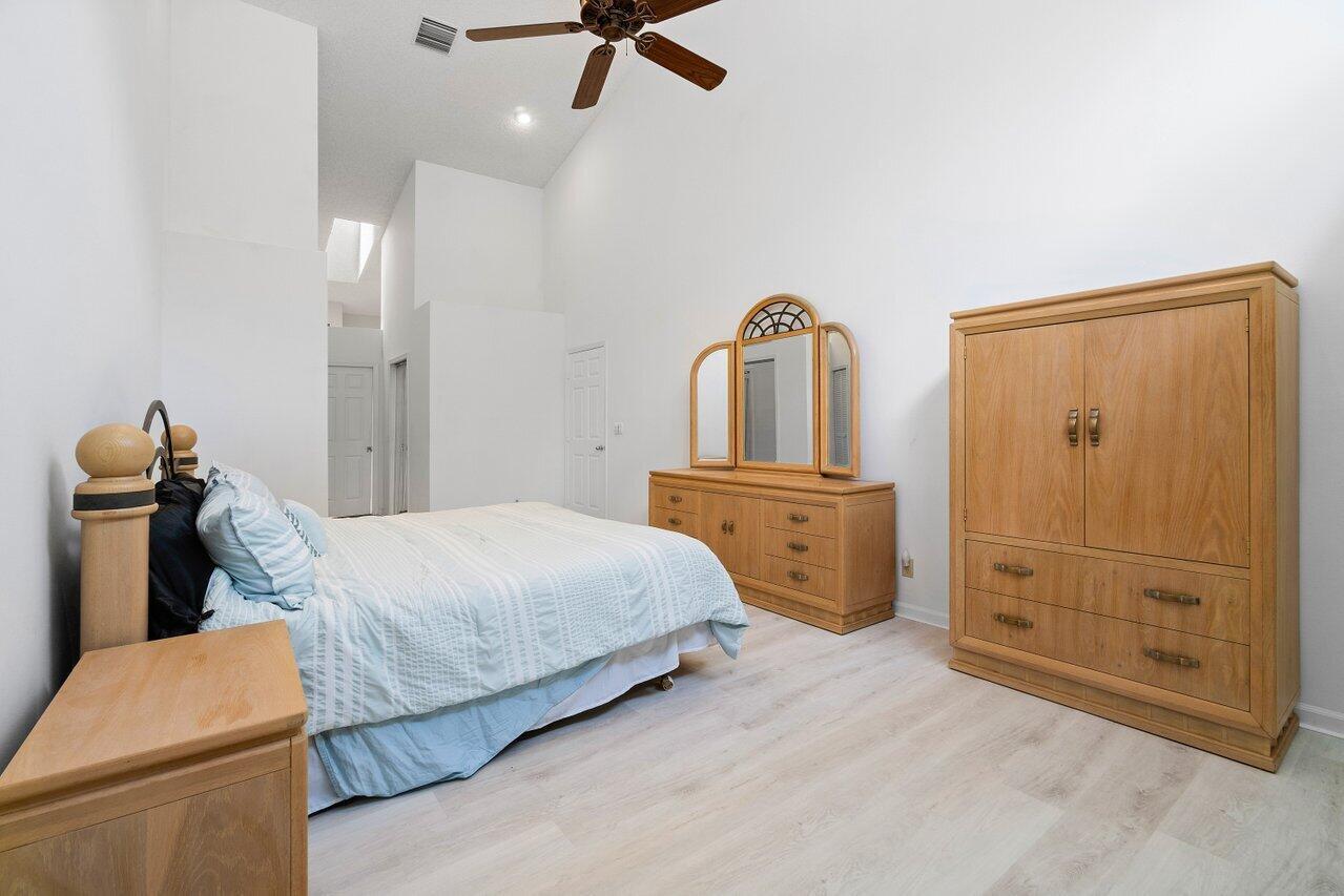 6266 Greenspointe Drive