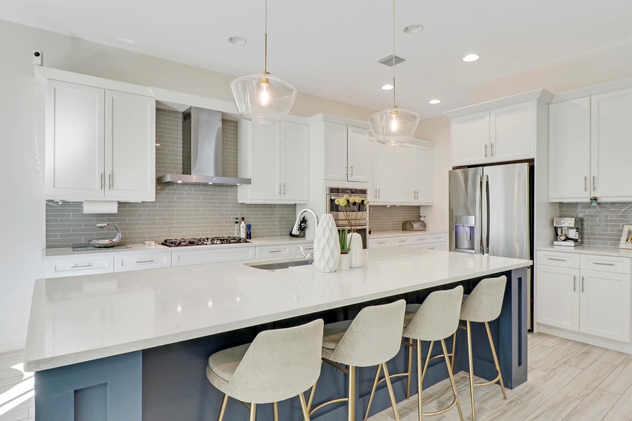 13233 Alton Road