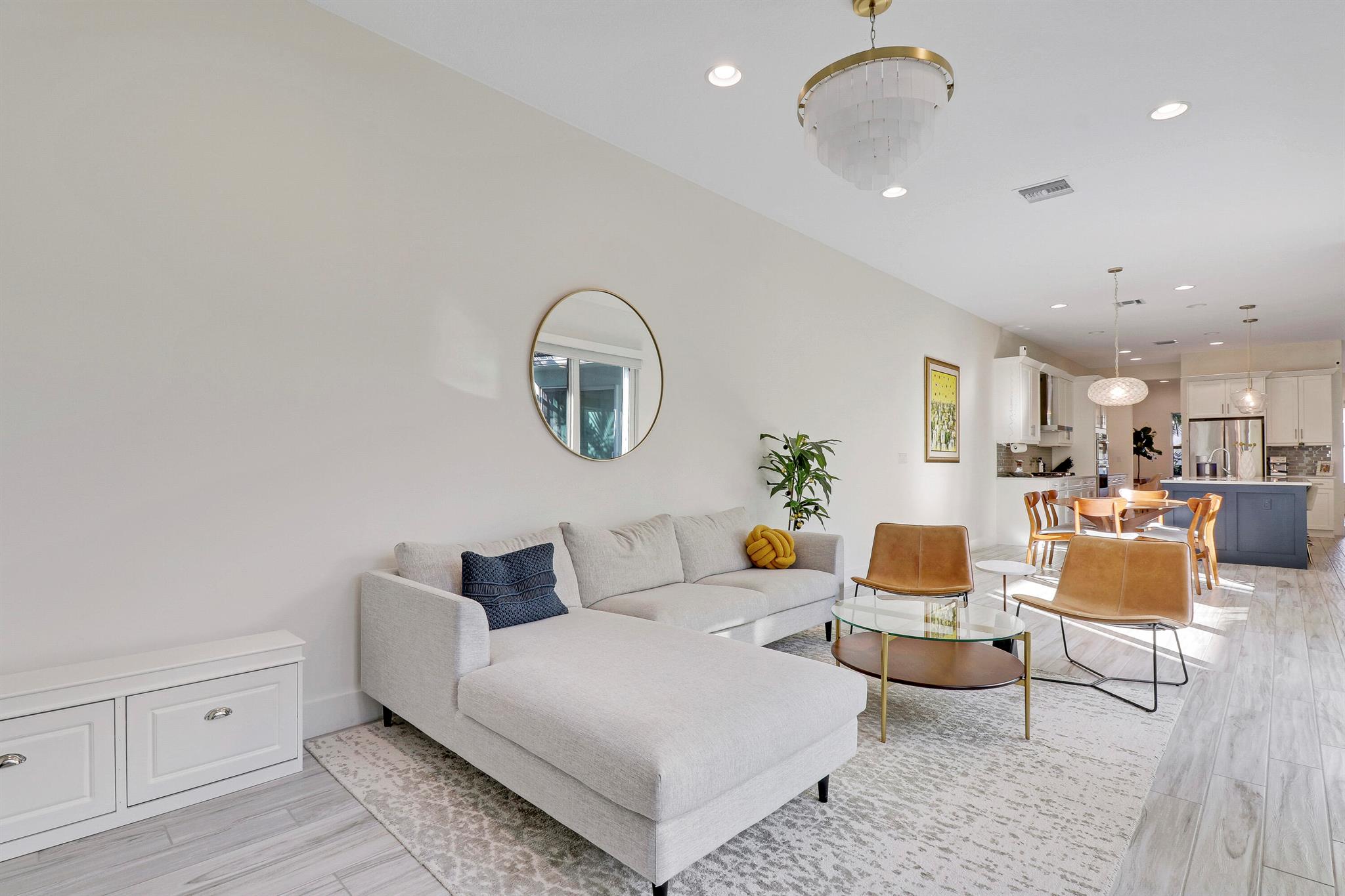 13233 Alton Road