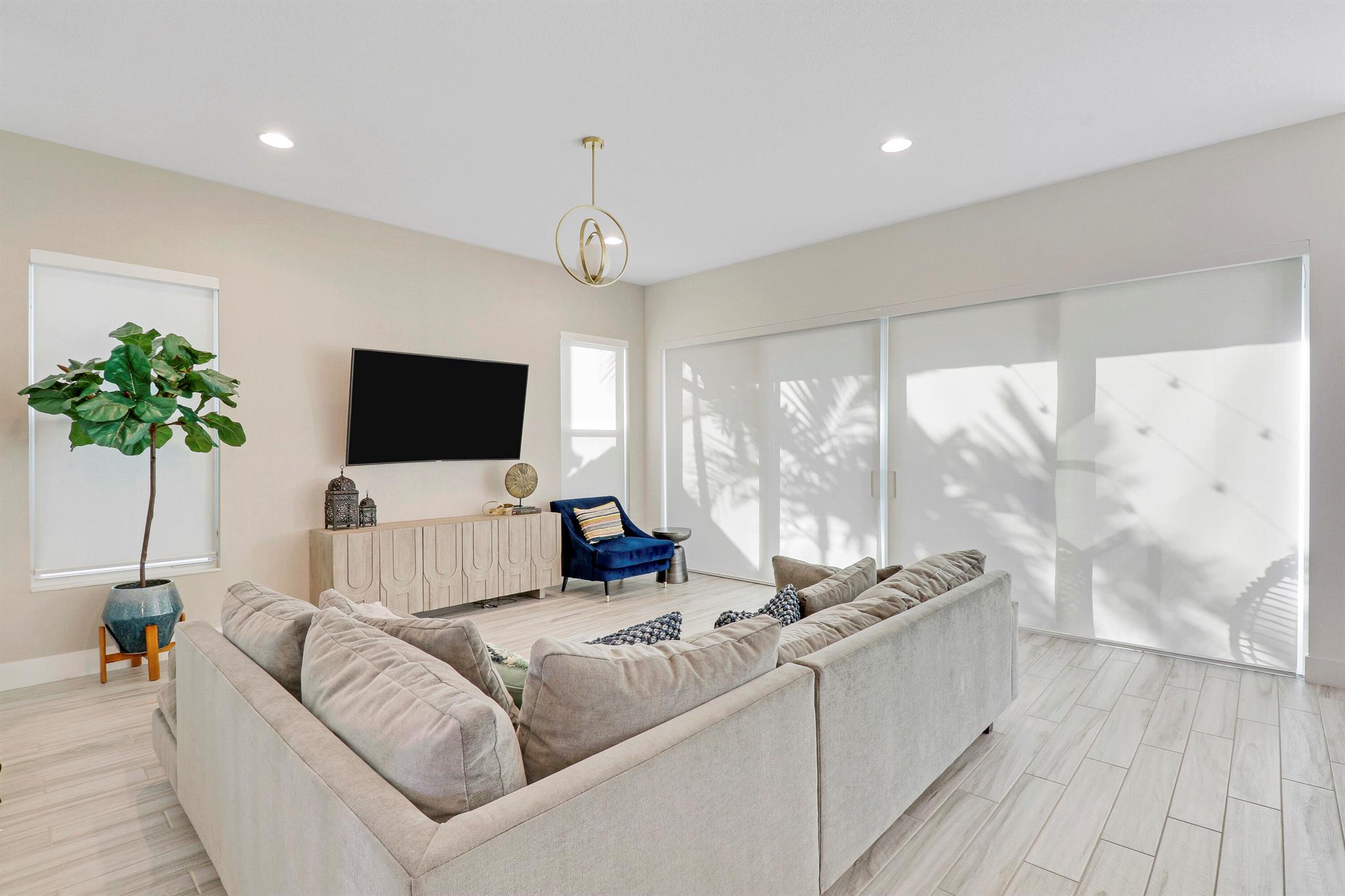 13233 Alton Road