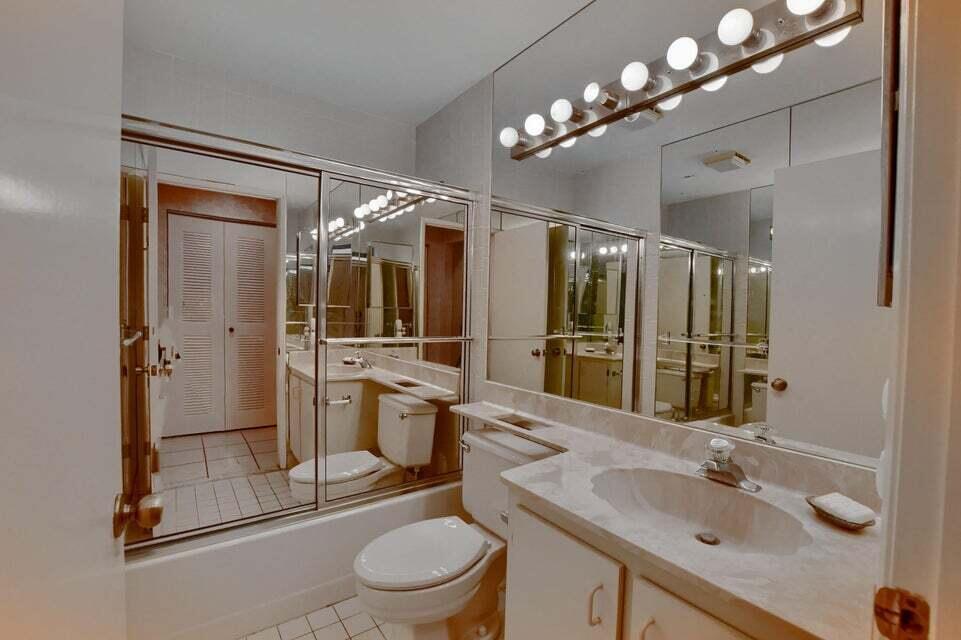 10026 Andrea Lane Unit: B