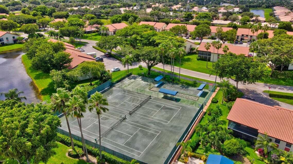 10026 Andrea Lane Unit: B