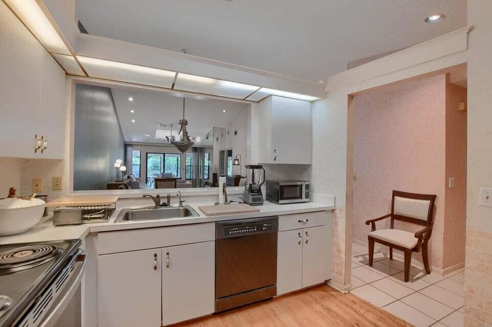 10026 Andrea Lane Unit: B