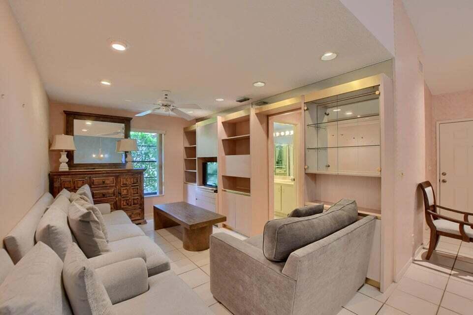 10026 Andrea Lane Unit: B