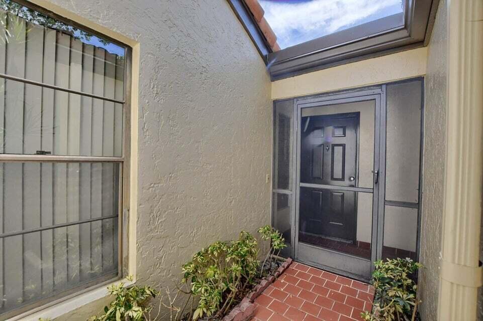 10026 Andrea Lane Unit: B