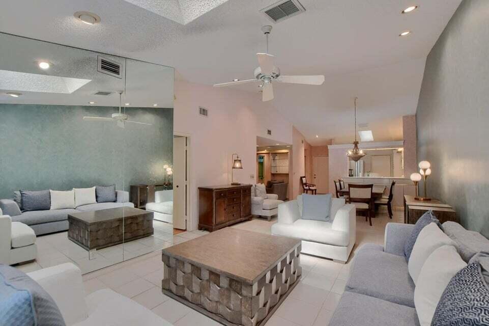 10026 Andrea Lane Unit: B