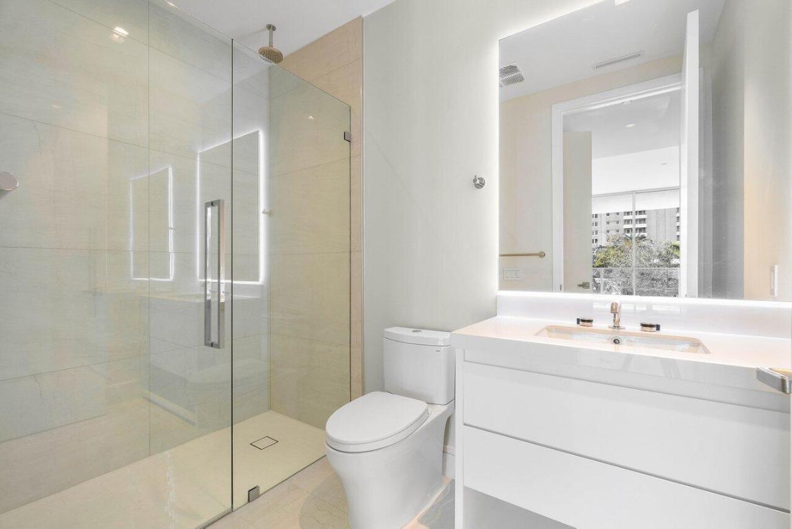 725 S Ocean Boulevard 202, Boca Raton Unit: 202