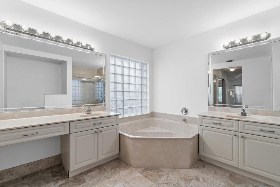 3526 Chesapeake Circle, Boynton Beach