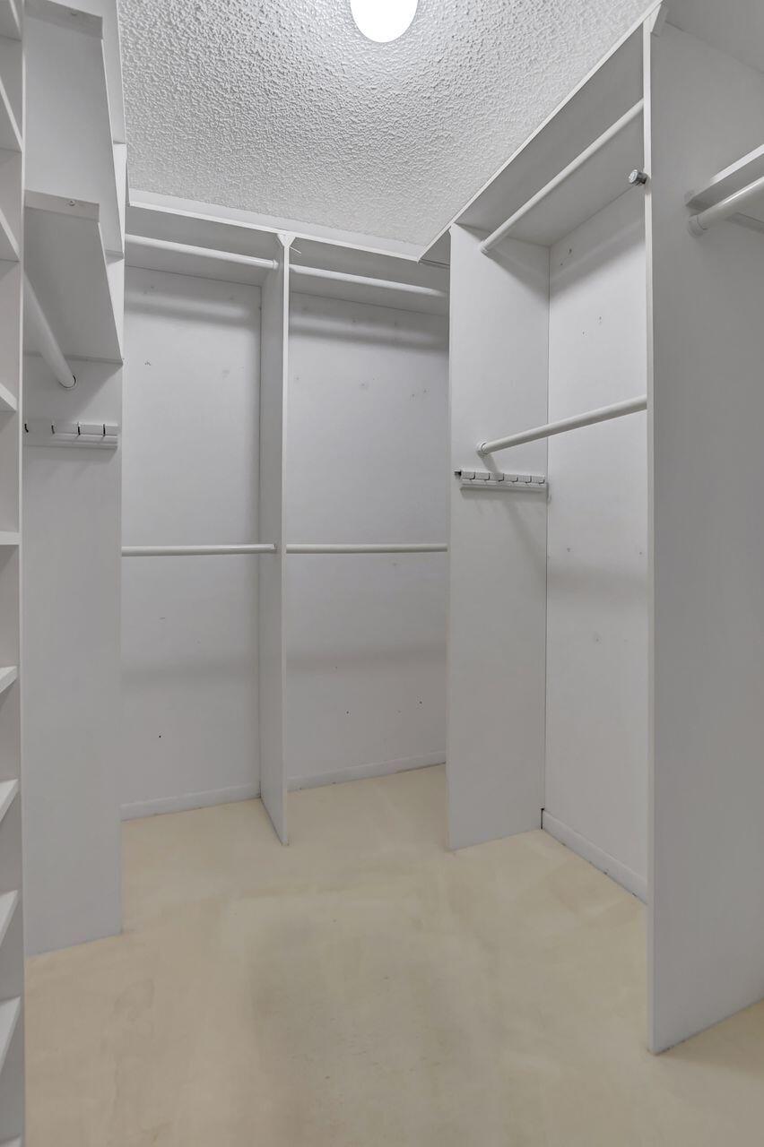 10772 White Aspen Lane, Boca Raton