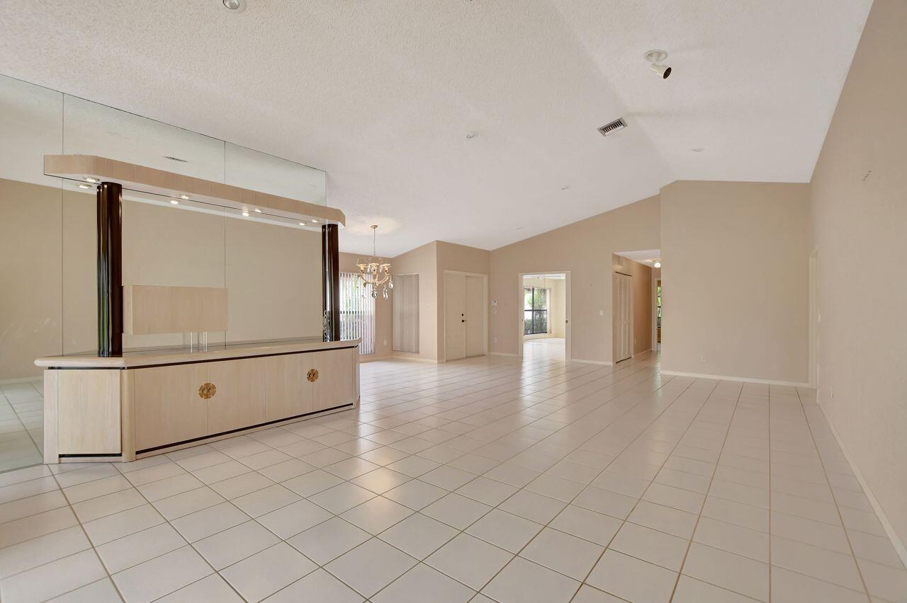 10772 White Aspen Lane, Boca Raton