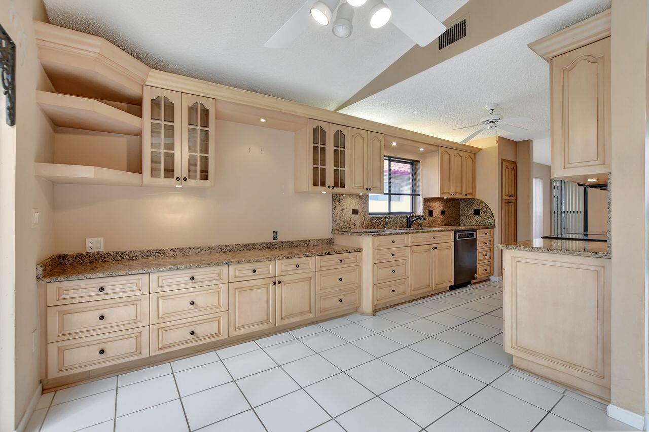 10772 White Aspen Lane, Boca Raton