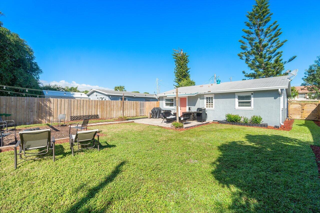 220 Reigle Avenue Unit: 220