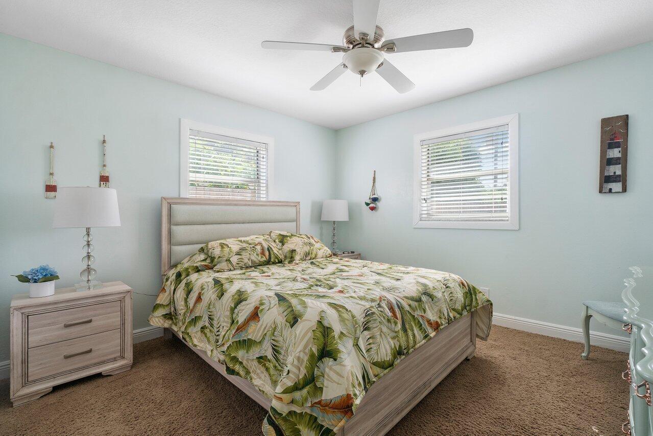 220 Reigle Avenue Unit: 220
