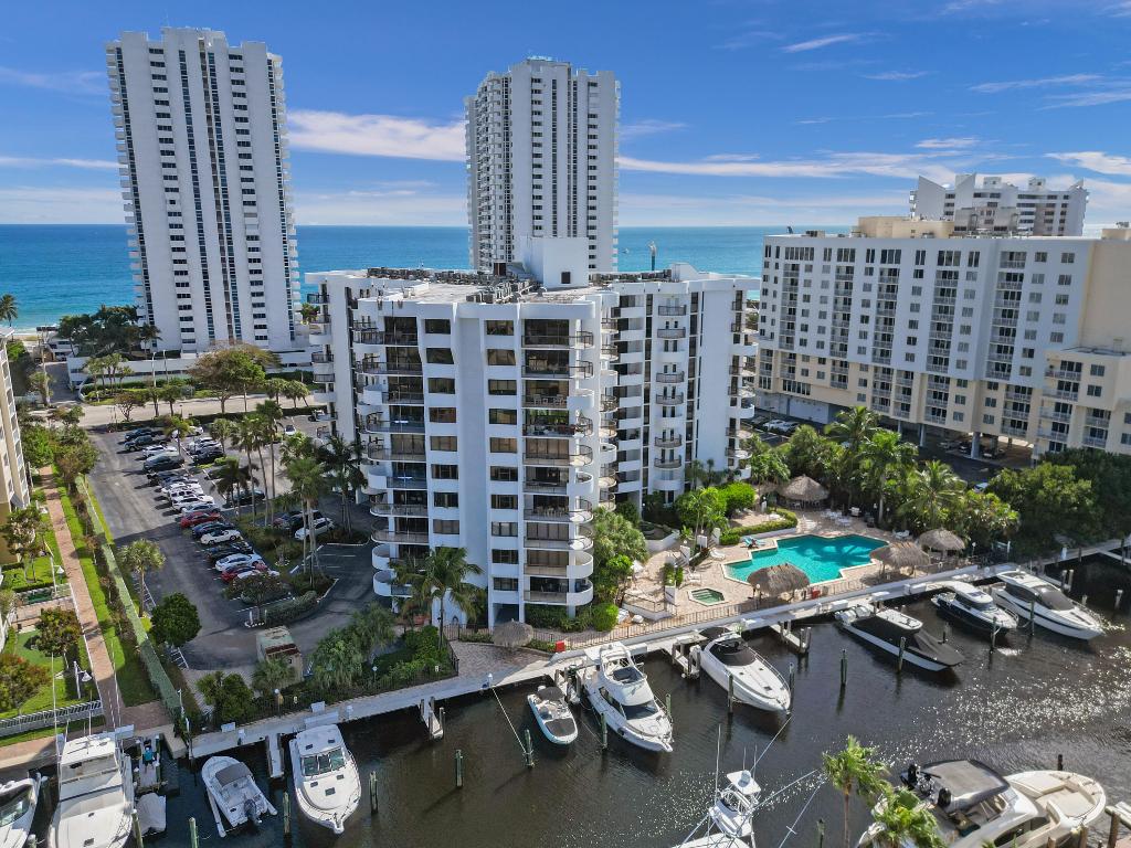 1361 S Ocean Boulevard 310, Pompano Beach Unit: 310