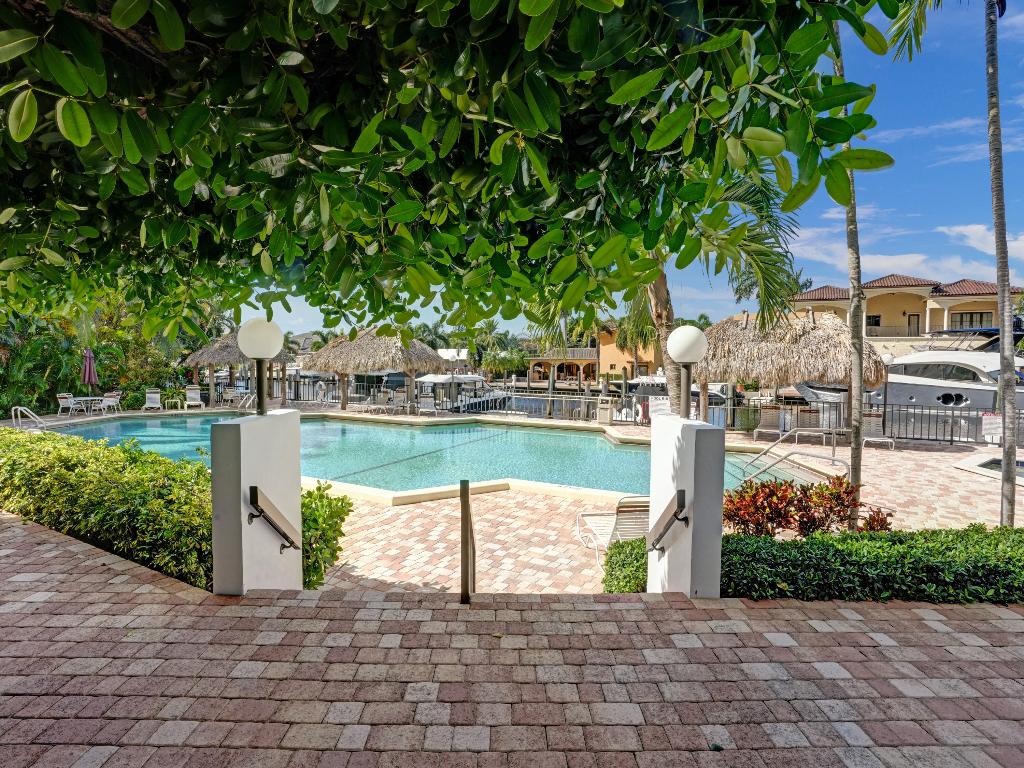 1361 S Ocean Boulevard 310, Pompano Beach Unit: 310