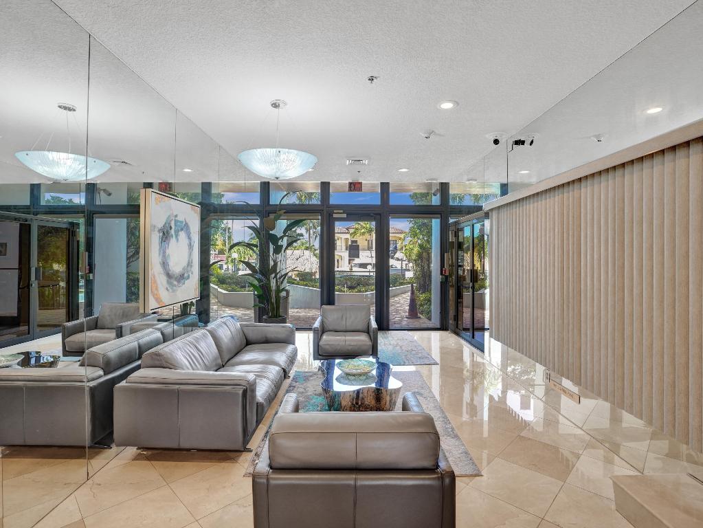 1361 S Ocean Boulevard 310, Pompano Beach Unit: 310