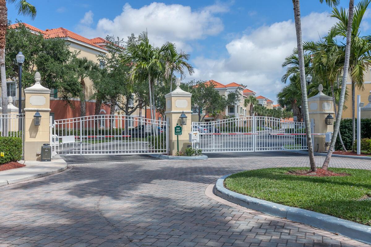 11026 Legacy Drive Unit: 301