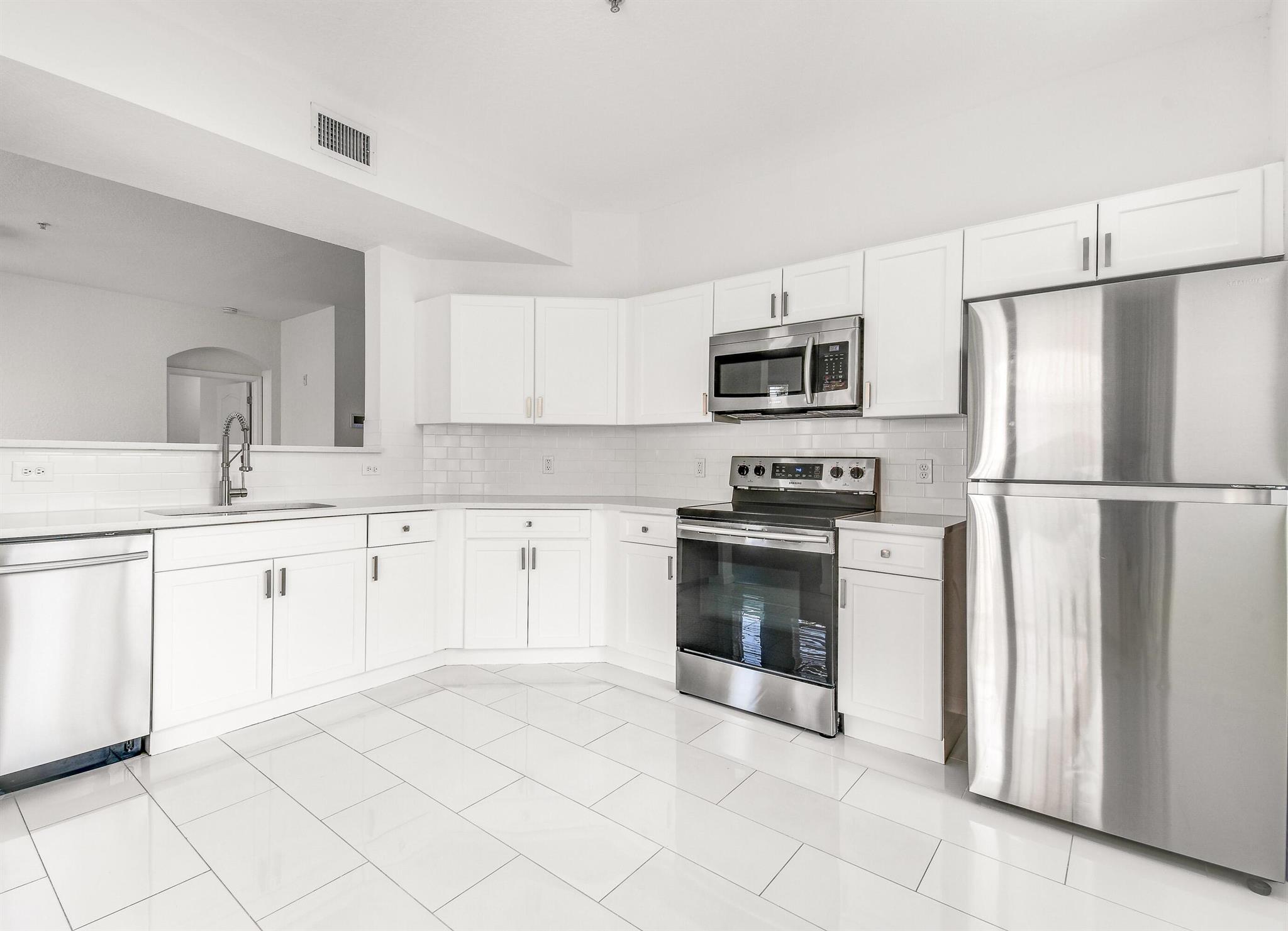 11026 Legacy Drive Unit: 301