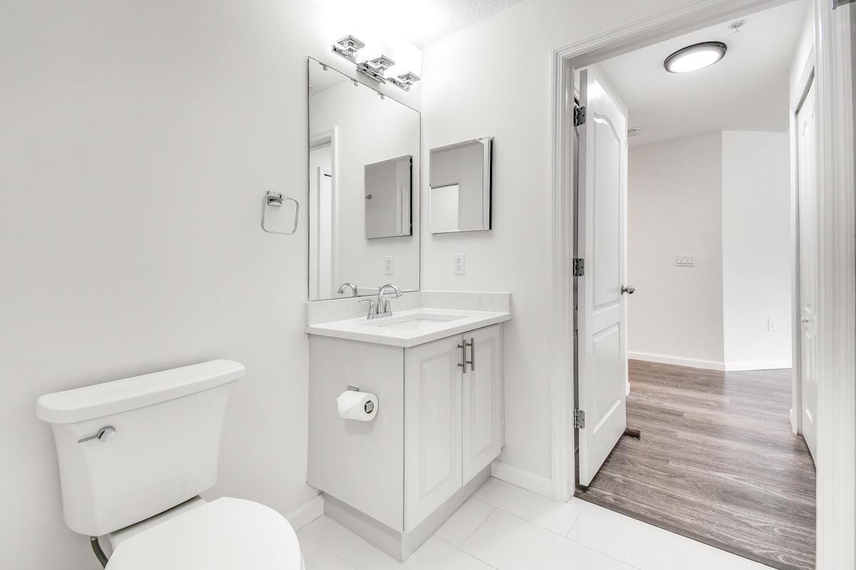 11026 Legacy Drive Unit: 301