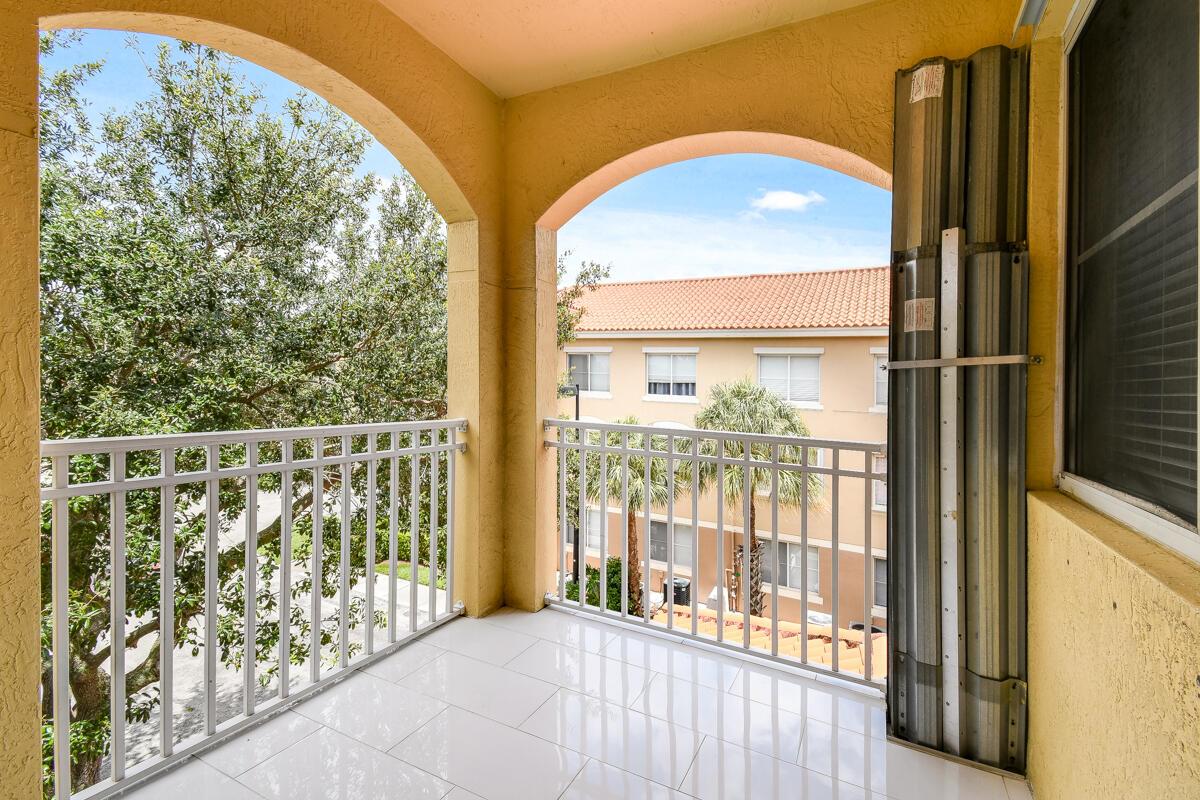11026 Legacy Drive Unit: 301