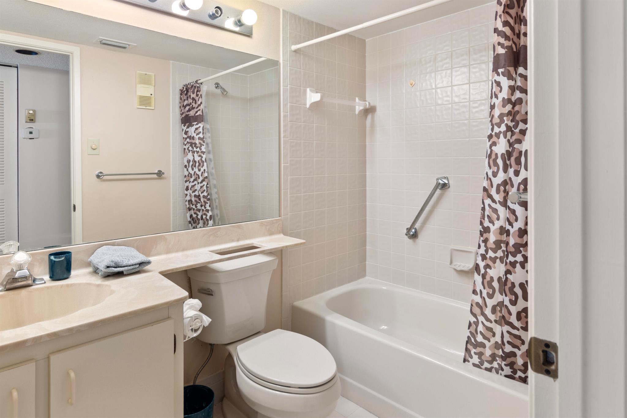 10359 S Circle Lake Drive Unit: 102