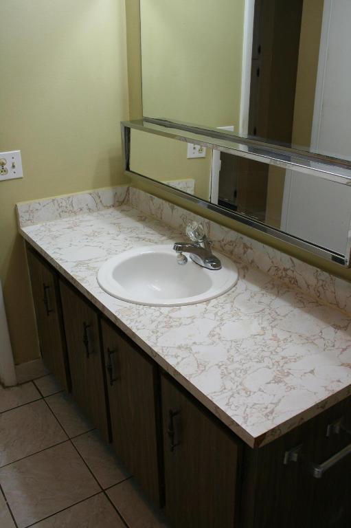 3110 Holiday Springs Boulevard 103, Margate Unit: 103