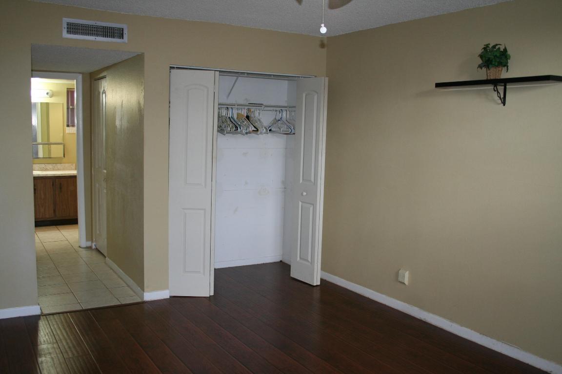 3110 Holiday Springs Boulevard 103, Margate Unit: 103