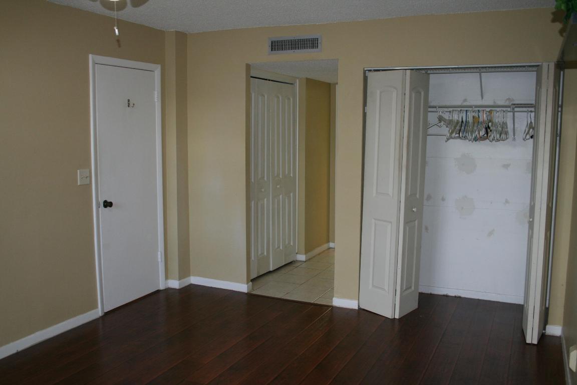 3110 Holiday Springs Boulevard 103, Margate Unit: 103