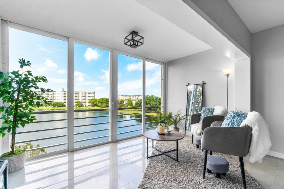 2751 N Palm Aire Drive 508, Pompano Beach Unit: 508