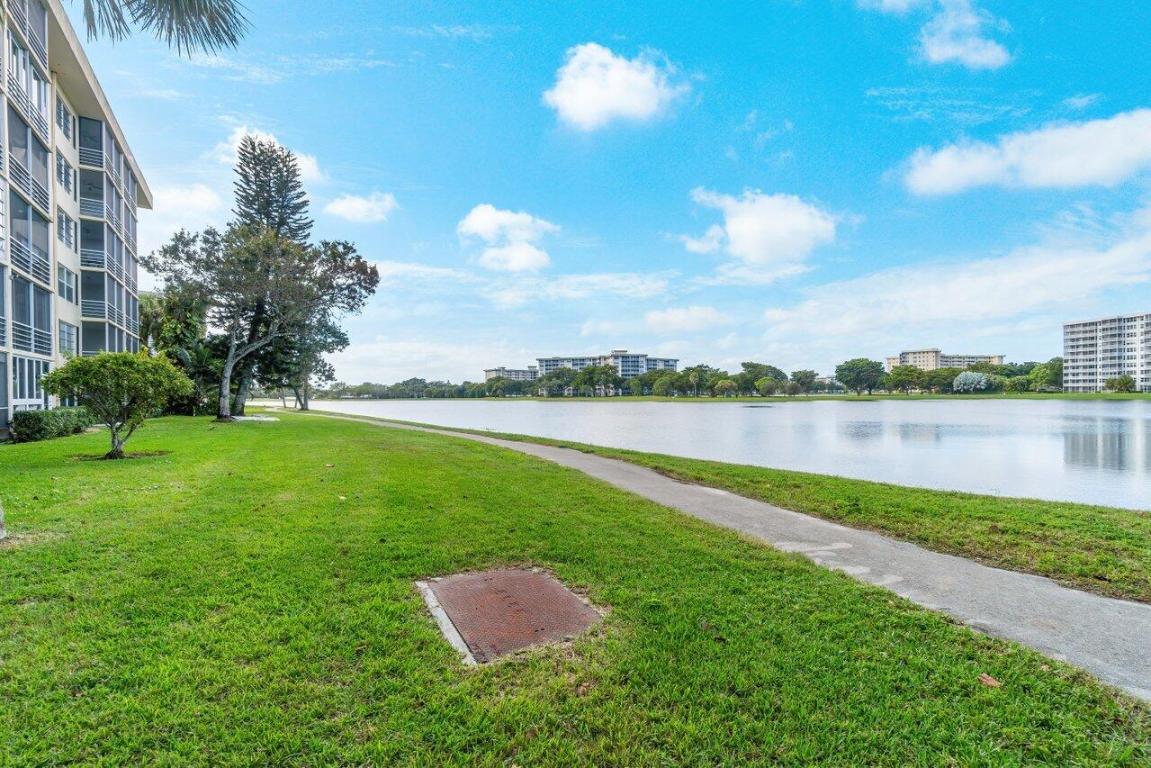 2751 N Palm Aire Drive 508, Pompano Beach Unit: 508