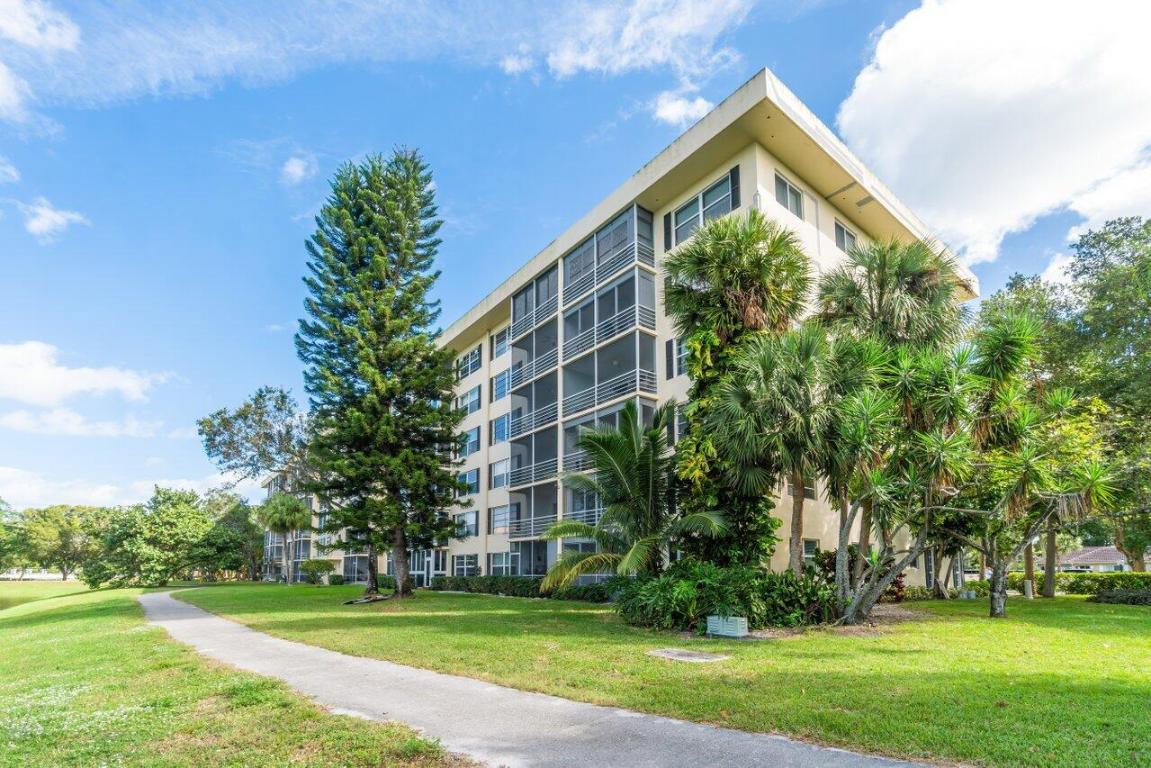 2751 N Palm Aire Drive 508, Pompano Beach Unit: 508