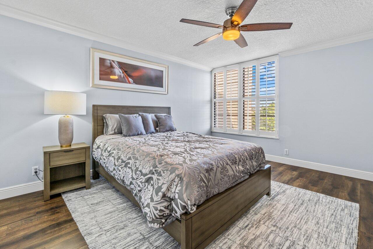 14 Royal Palm Way Unit 504, Boca Raton Unit: Unit 504