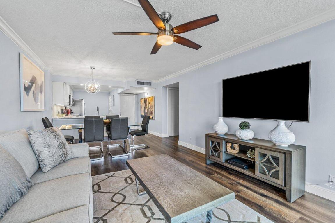 14 Royal Palm Way Unit 504, Boca Raton Unit: Unit 504