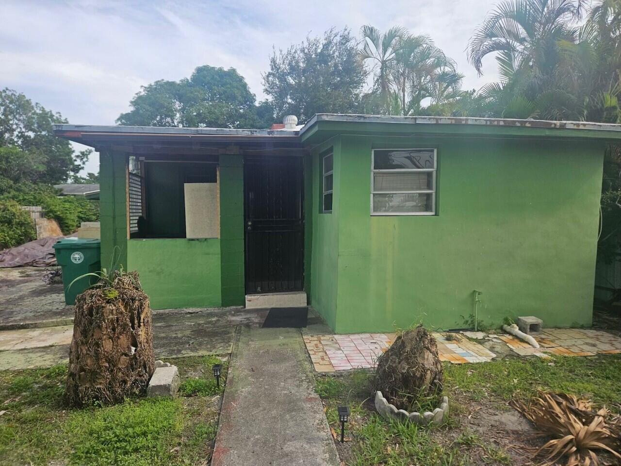 229 SW 49th Avenue, Miami