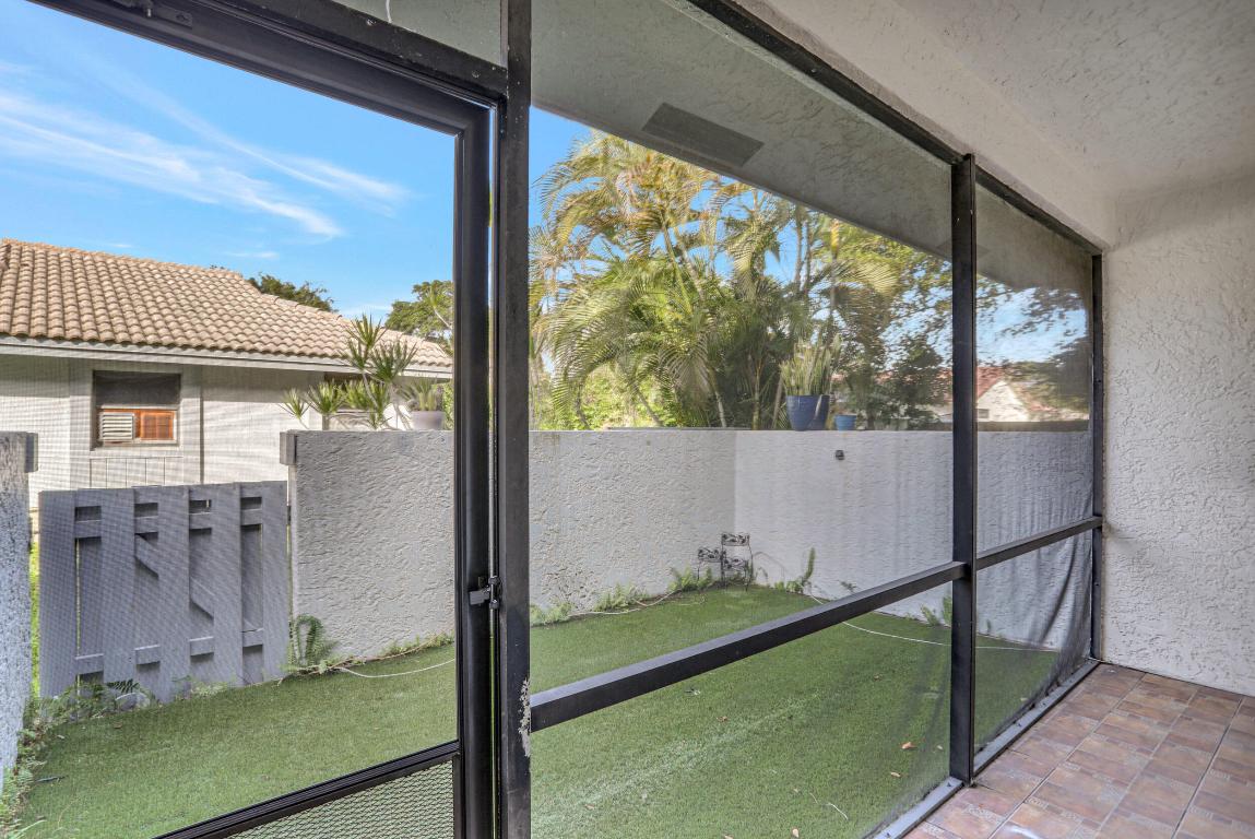 9775 Riverside Drive 68-3, Coral Springs Unit: 68-3