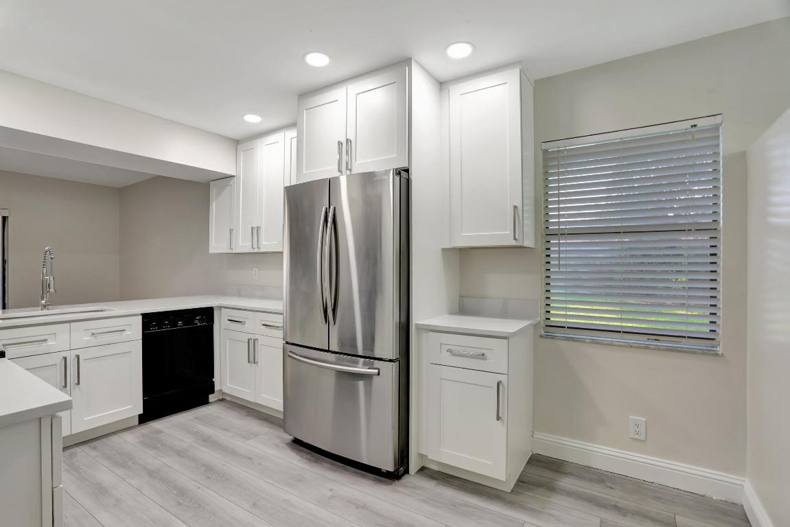 9775 Riverside Drive 68-3, Coral Springs Unit: 68-3