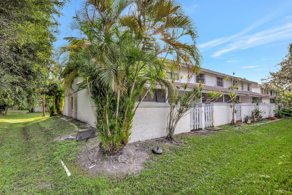 9775 Riverside Drive 68-3, Coral Springs Unit: 68-3