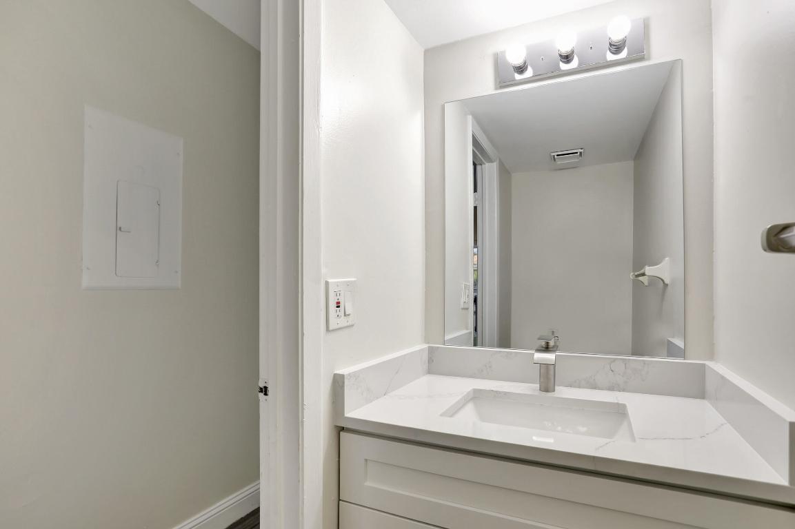 9775 Riverside Drive 68-3, Coral Springs Unit: 68-3