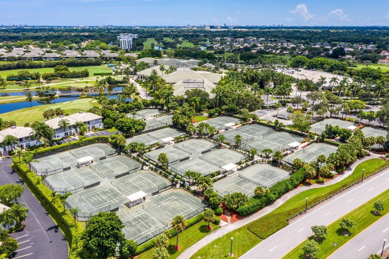 19927 Boca West Drive Unit: 3173